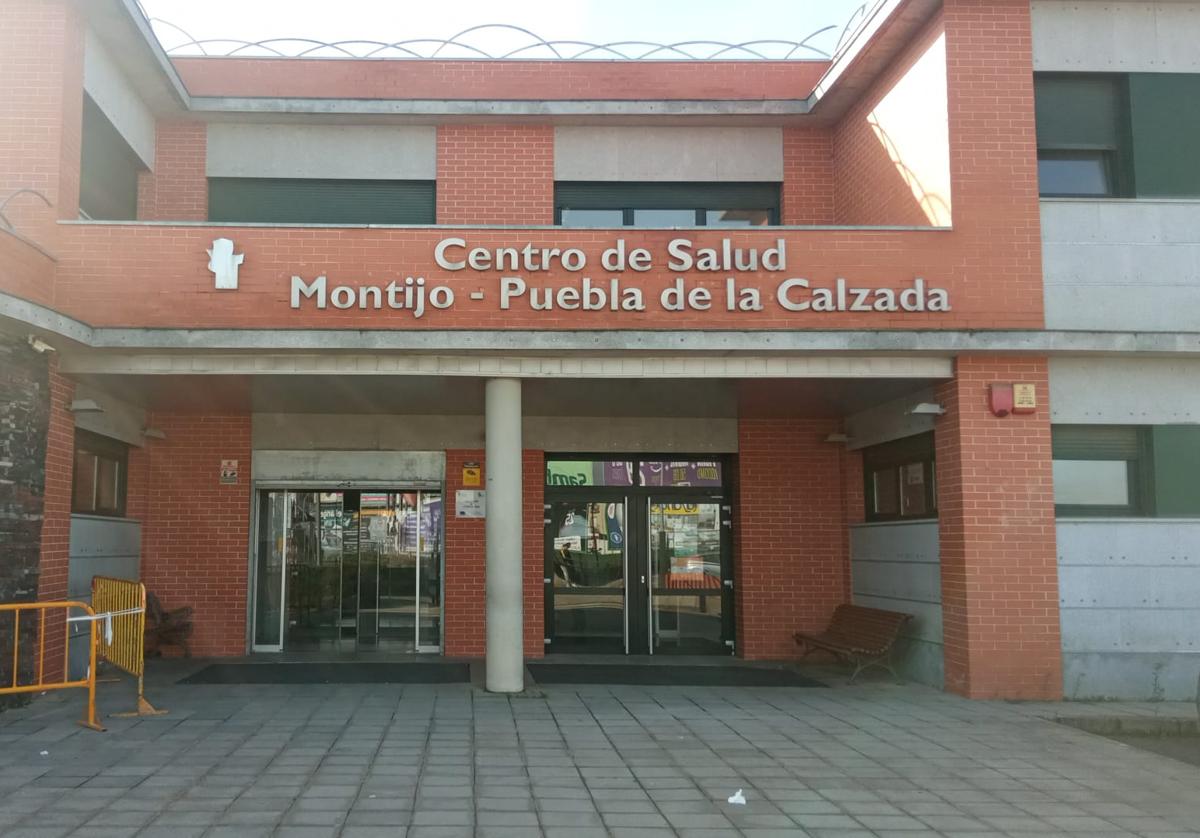 Una mujer da a luz un bebé sietemesino en el centro de salud de Montijo