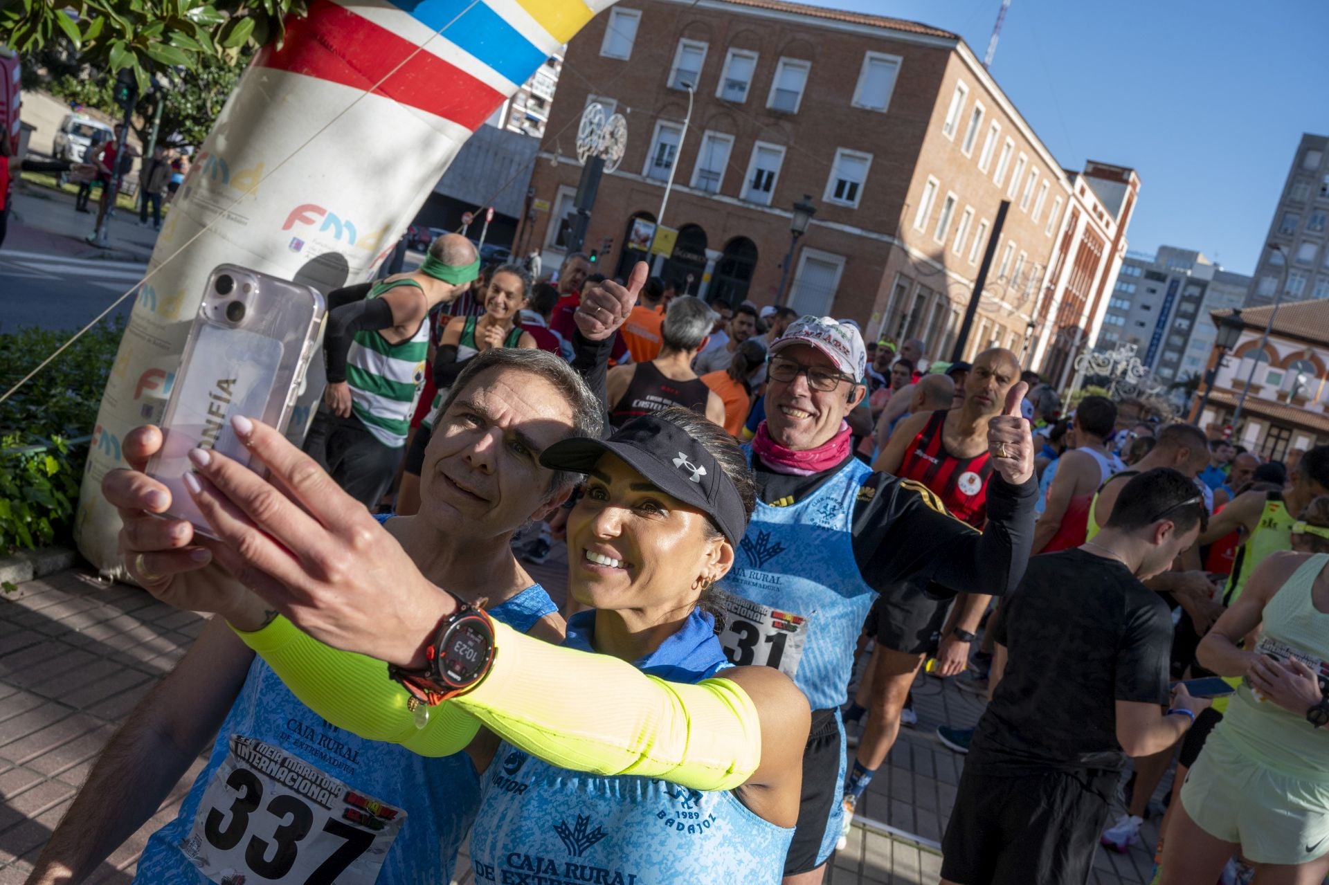 Carlos Gazapo y Raquel Cabaço se imponen en la media maratón Badajoz-Elvas