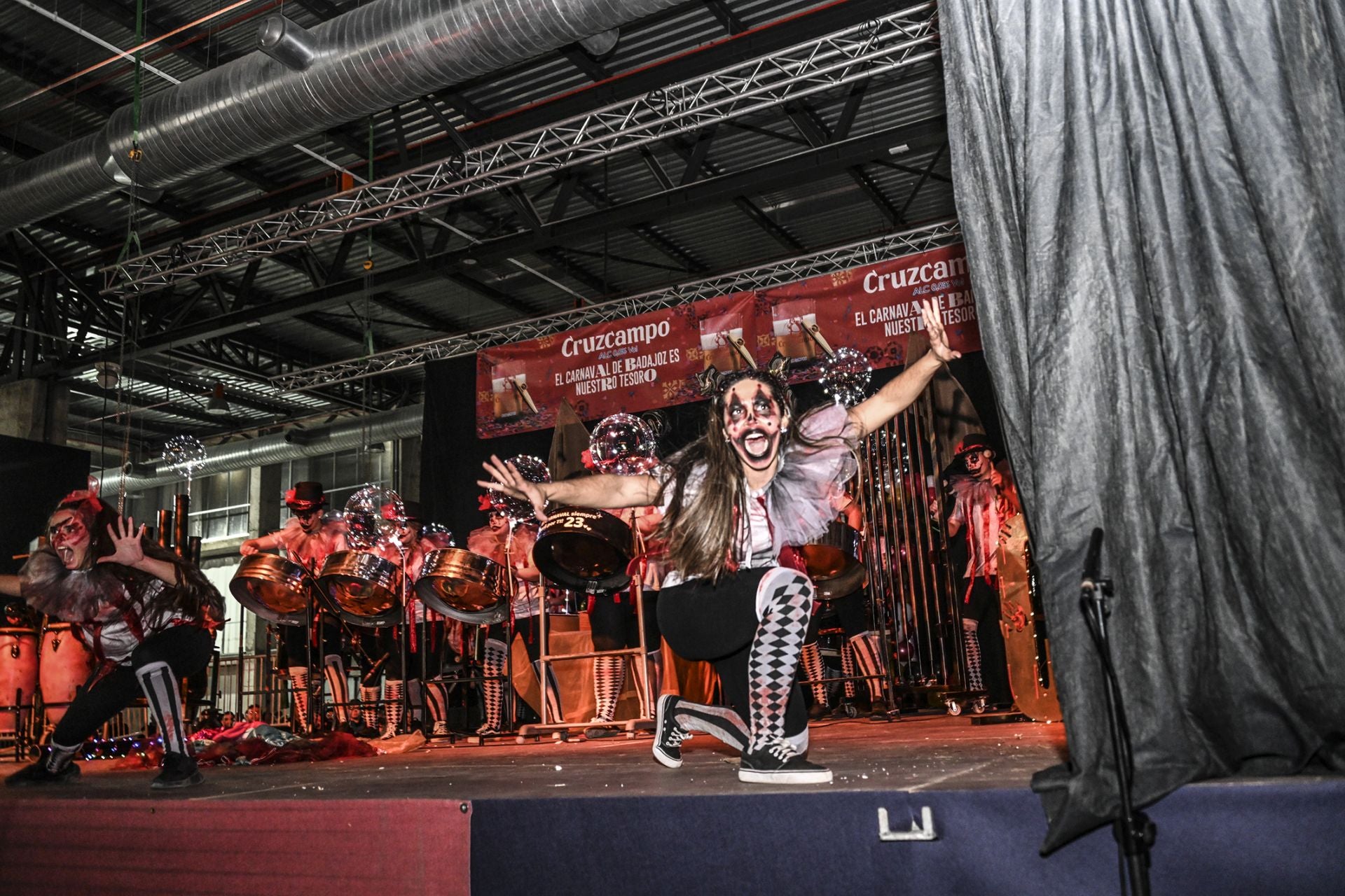 La Tamborada del Carnaval de Badajoz, en imágenes