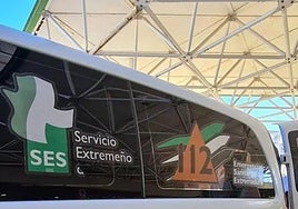 Imagen de archivo de una ambulancia del SES.