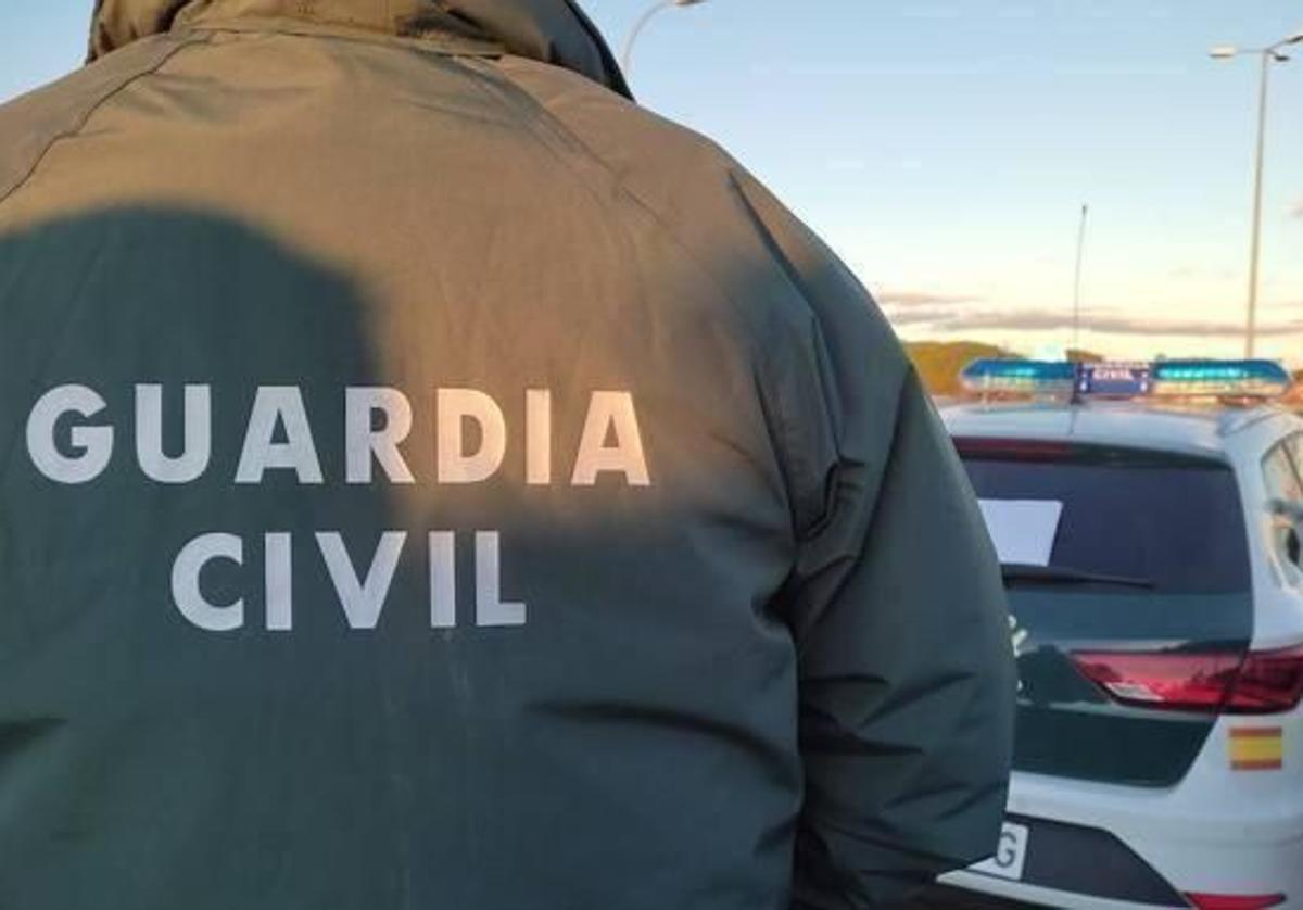 Si ves esto junto a tu coche, cuidado: la advertencia urgente de la Guardia Civil