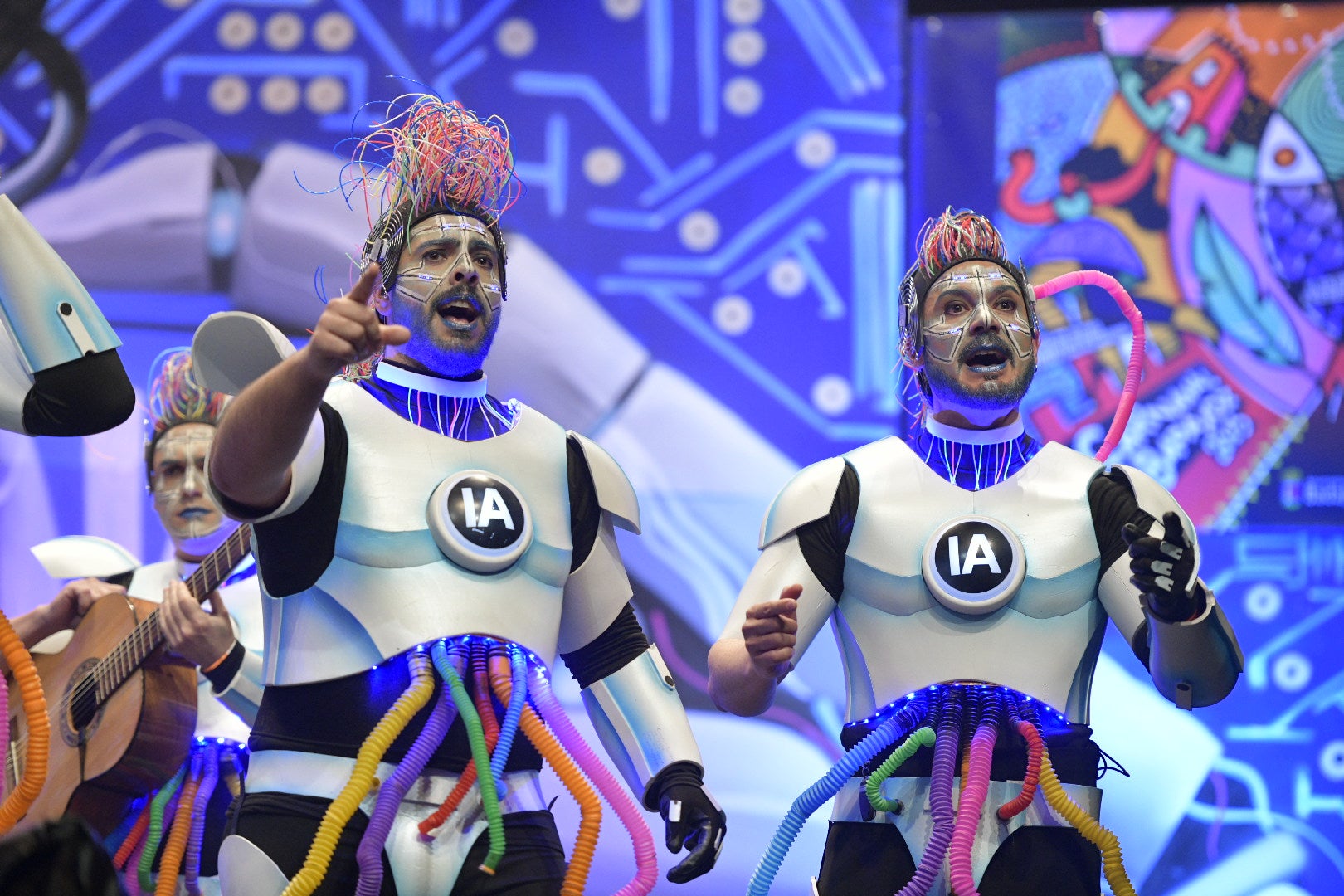 Actuación de Marwan en la primera semifinal del Concurso de Murgas del Carnaval de Badajoz 2025. 
