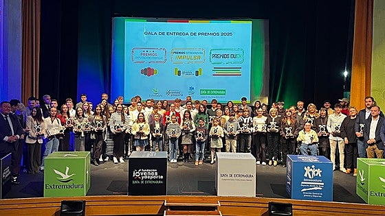 La FJyD entrega en Montijo sus premios al deporte extremeño en una gala con 300 personas
