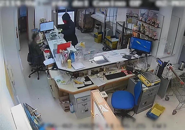 Detenido en Miajadas por un atraco con un cuchillo de grandes dimensiones en una localidad de Huelva