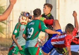 Acción del duelo de la primera vuelta entre el Don Benito y el Granada B.