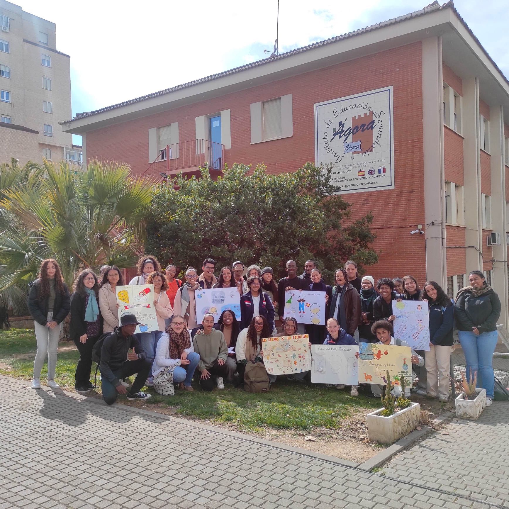 Alumnos de la Isla de Reunión en el instituto Ágora.