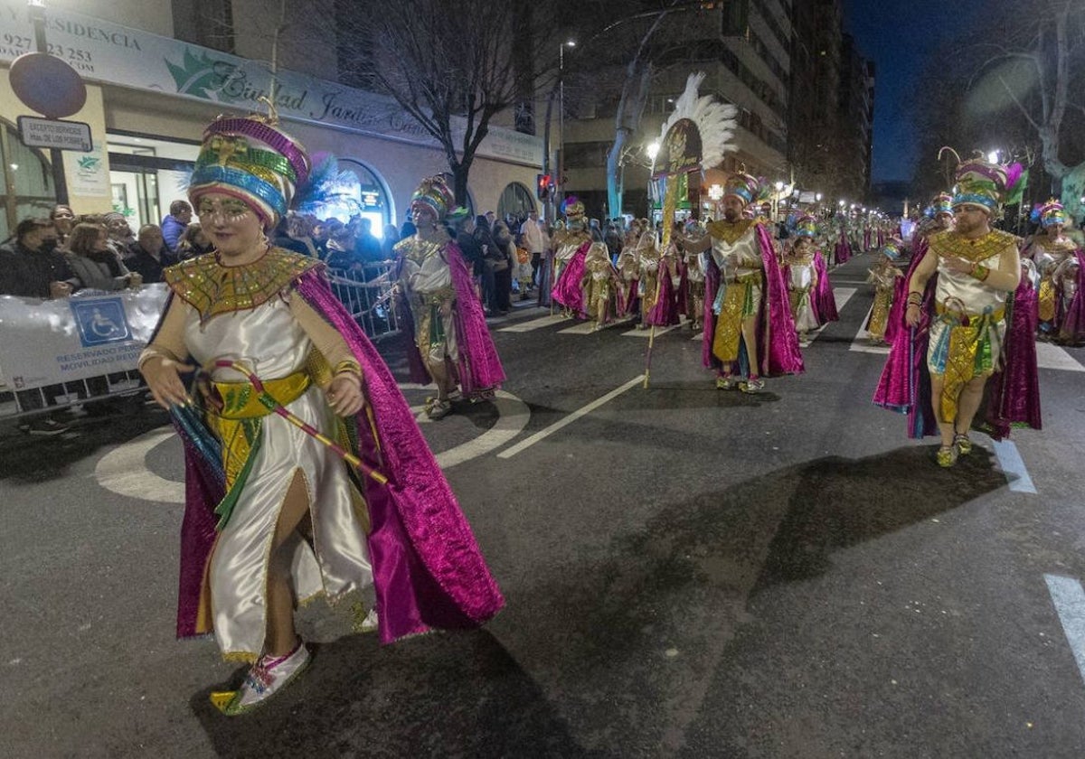 Desfile de Carnaval en Cáceres en 2024.