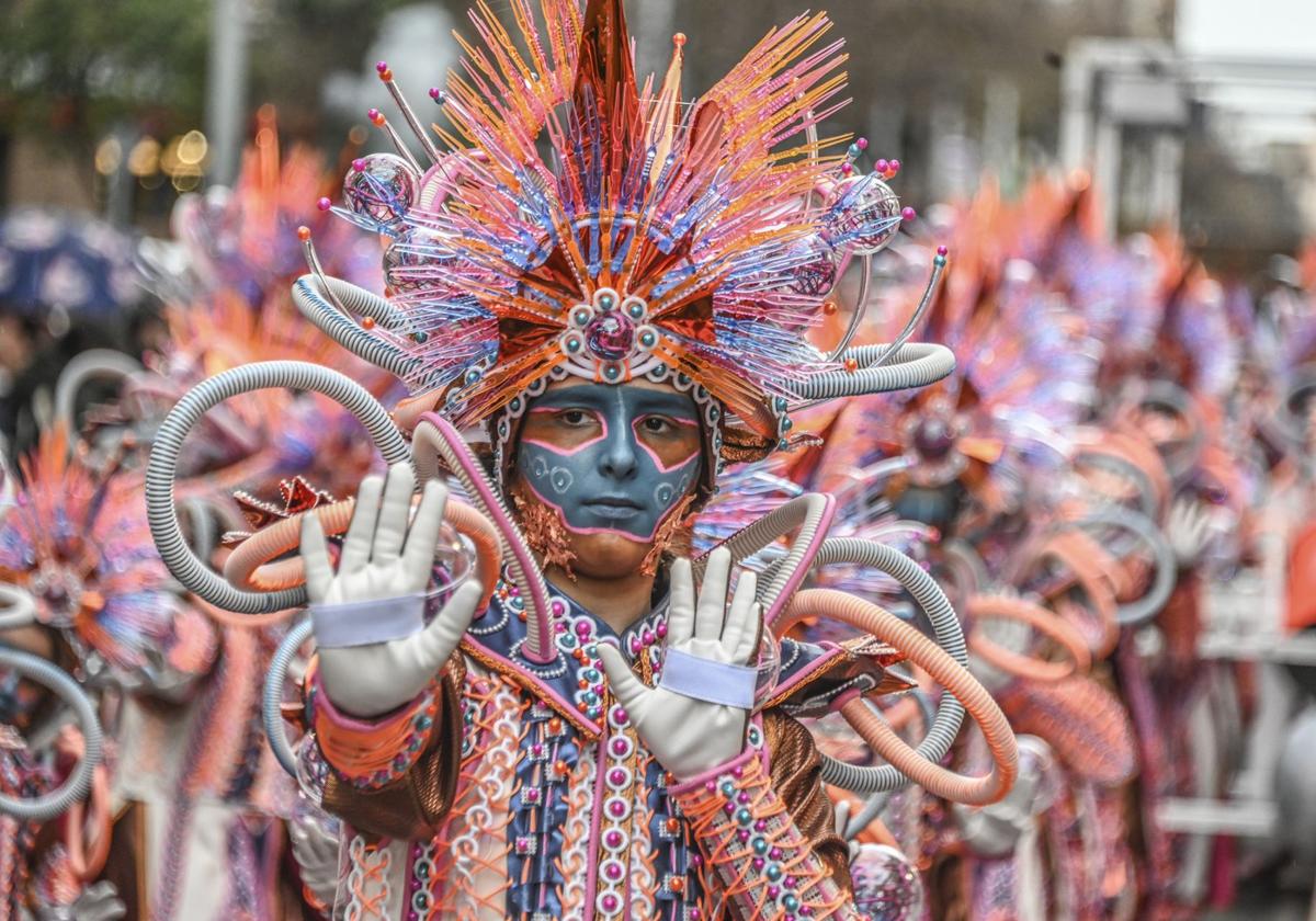 El desfile infantil de comparsas del Carnaval de Badajoz 2025, en imágenes