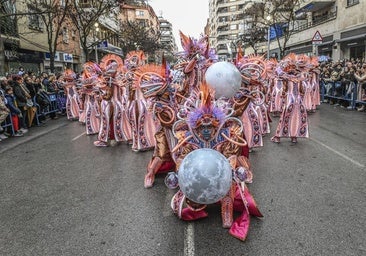 Así hemos contado el desfile infantil de comparsas del Carnaval de Badajoz