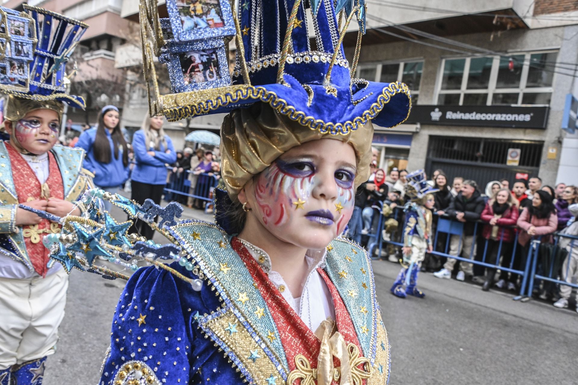 El desfile infantil de comparsas del Carnaval de Badajoz 2025, en imágenes