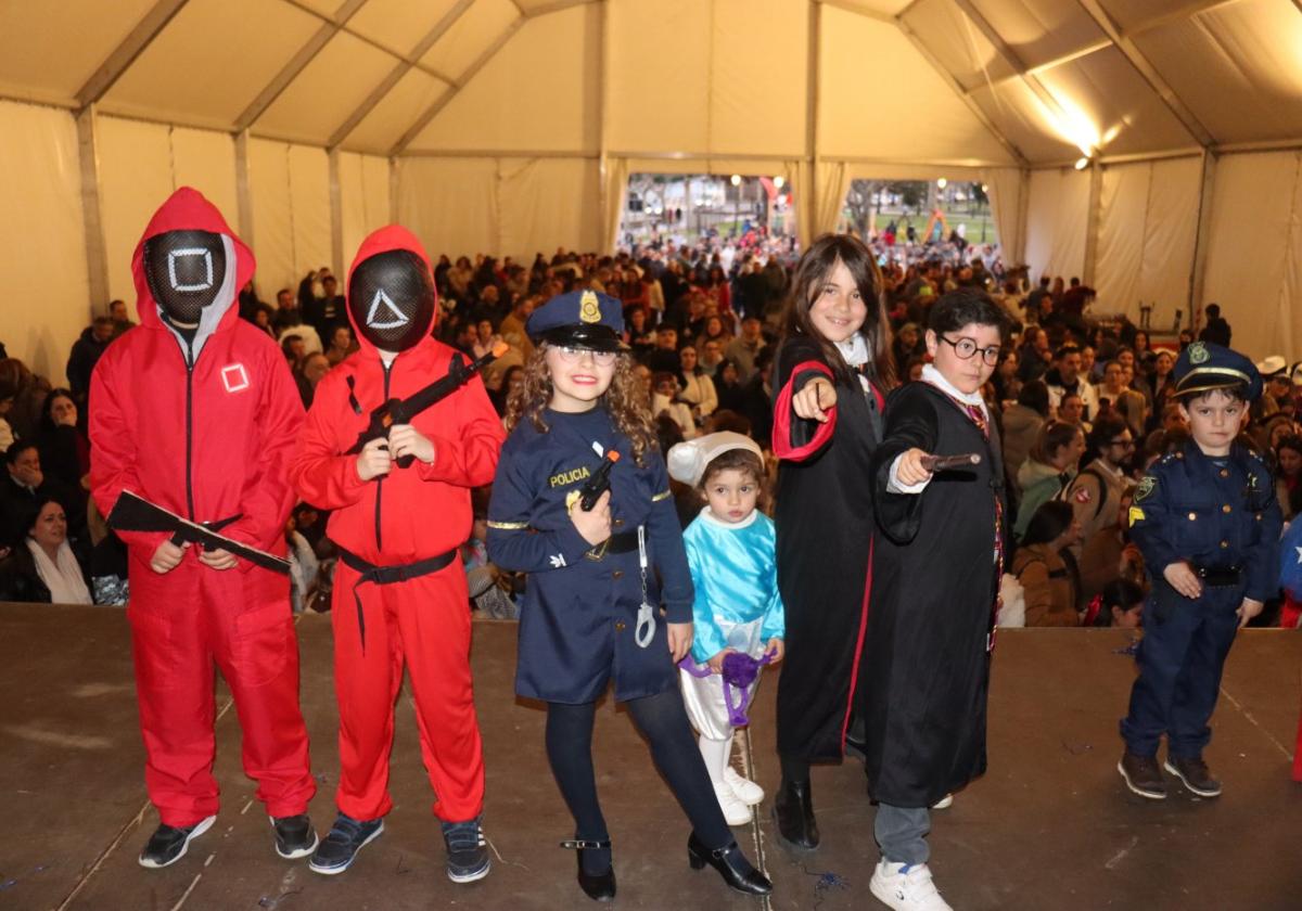 Un momento del desfile infantil de este viernes en la Coronación.