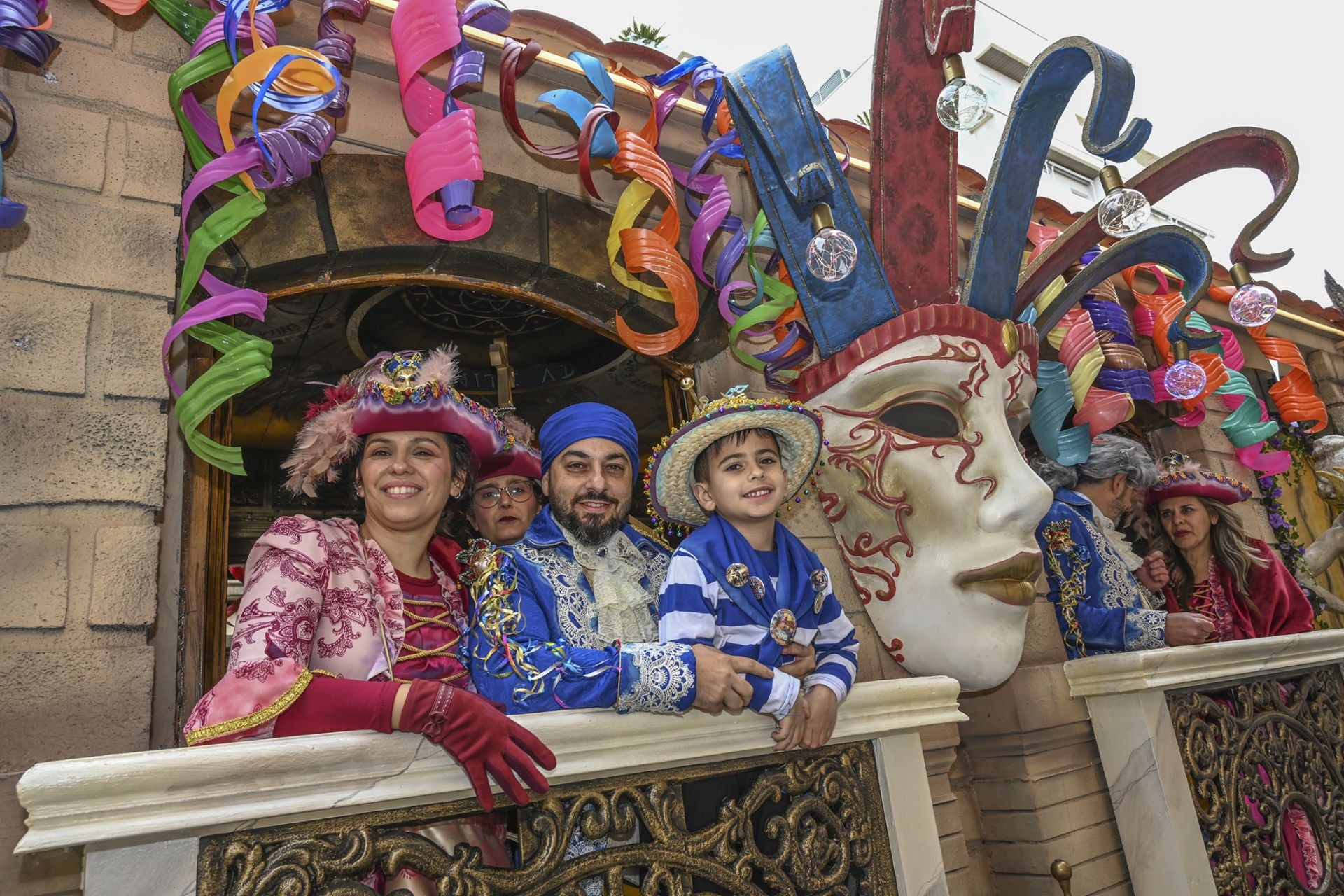 Así es por dentro y por fuera el artefacto ganador del Carnaval de Badajoz