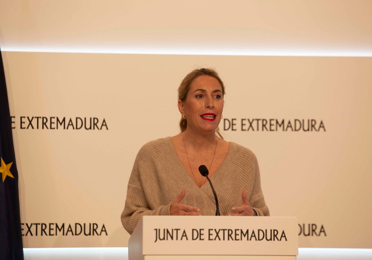 La presidenta de la Junta de Extremadura, María Guardiola.