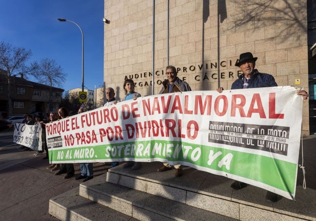 Manifestación de apoyo a los sancionados, el pasado 20 de febrero en Cáceres, antes del juicio.