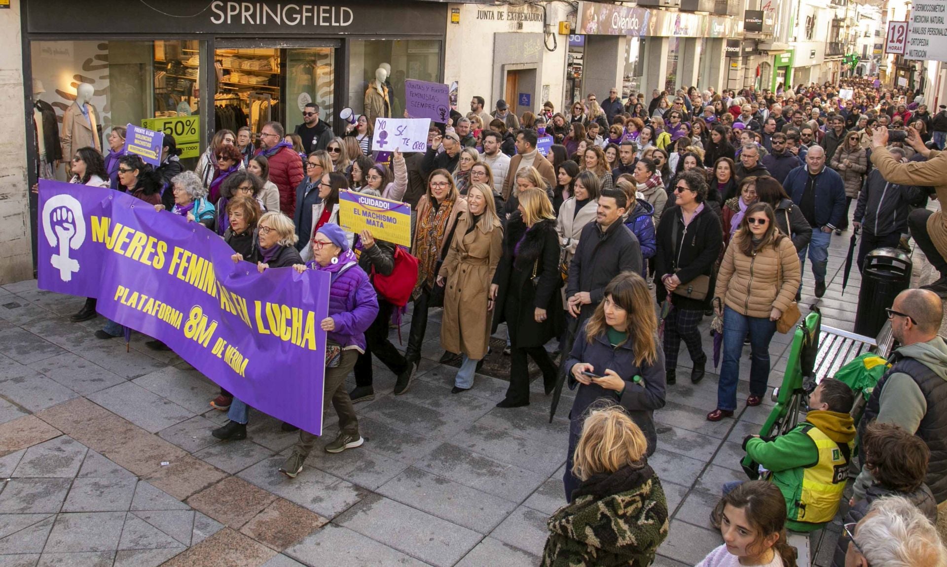 El 8M en Mérida, en imágenes