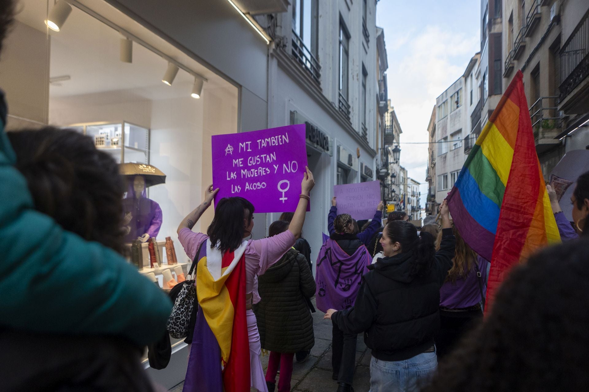 El 8M en Cáceres, en imágenes