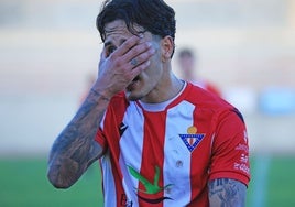 Álex Benítez se pierde el partido por sanción.