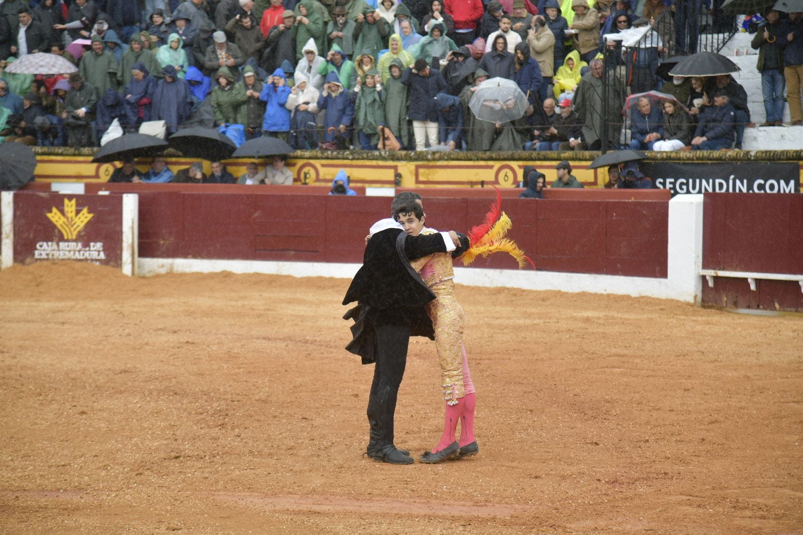 La novillada dominical de Olivenza, en imágenes