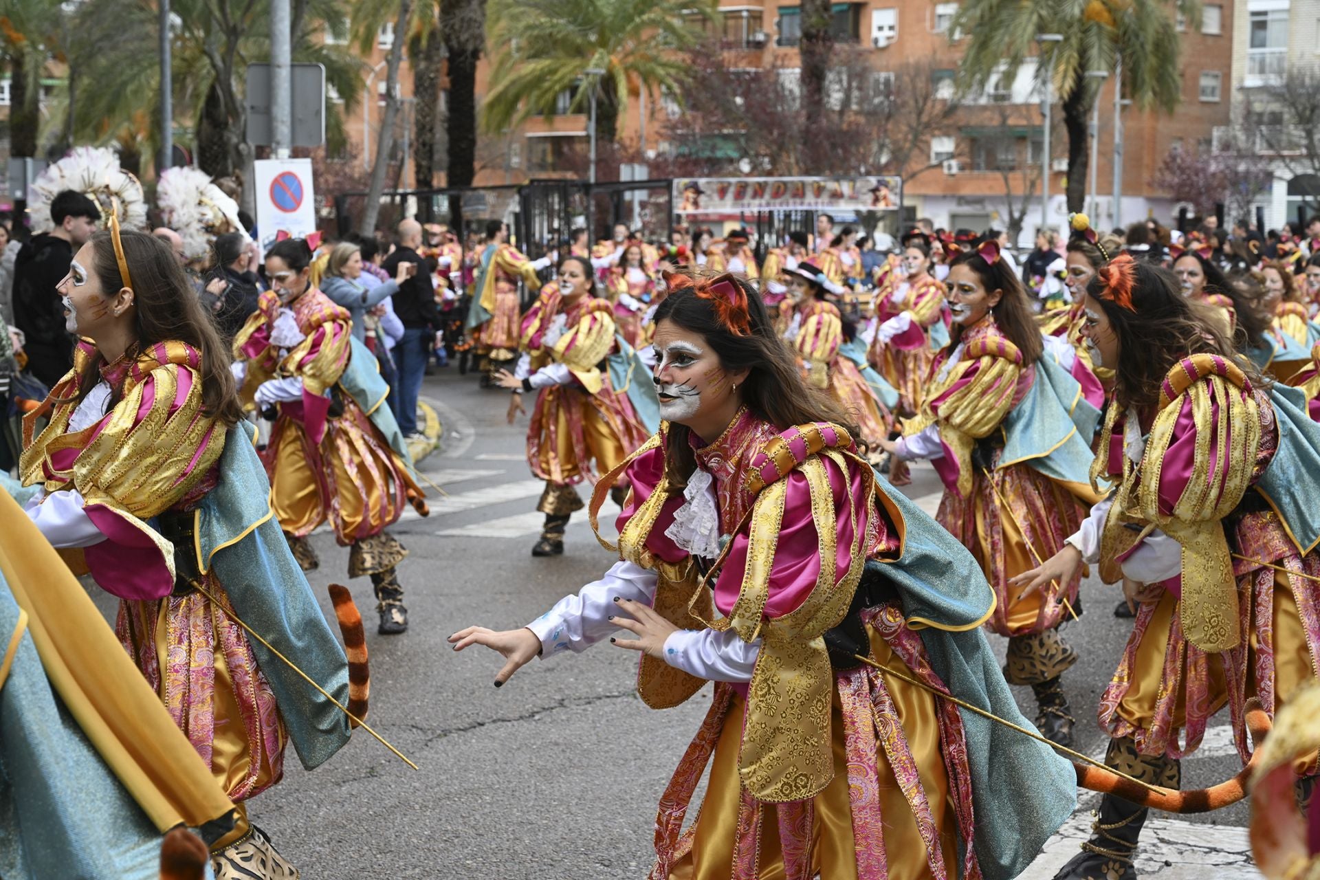 Badajoz despide en Valdepasillas su Carnaval 2025