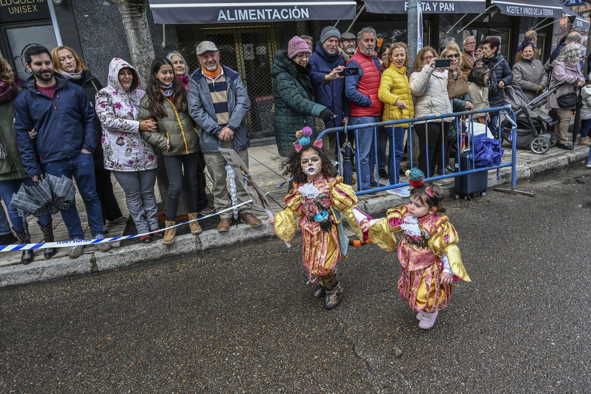 Badajoz despide en Valdepasillas su Carnaval 2025