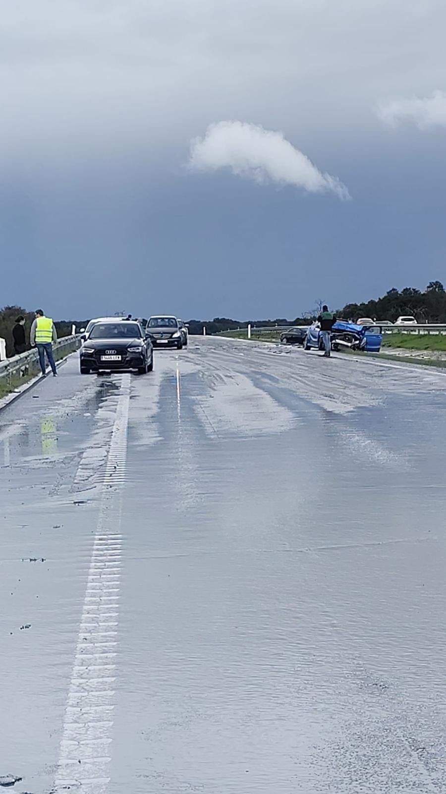 La colisión en cadena en la autovía entre Plasencia y Navalmoral, en imágenes