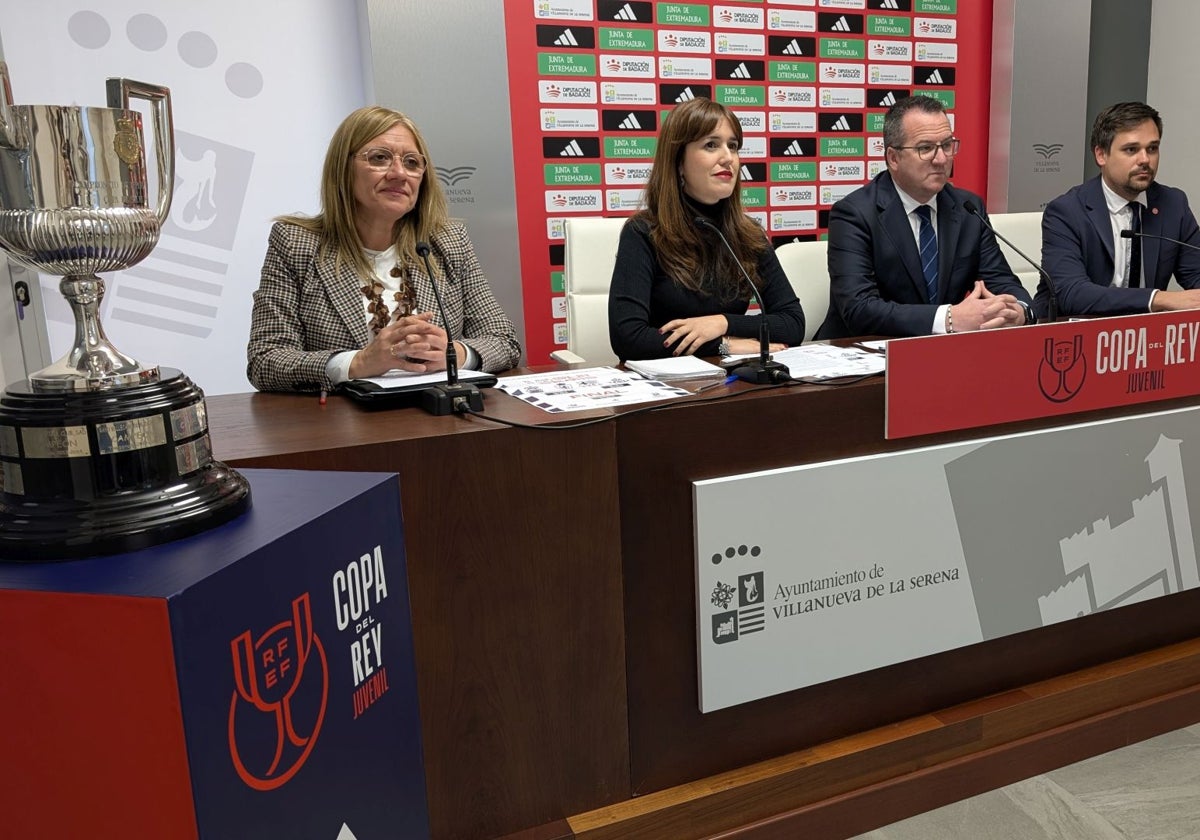 Presentación oficial del torneo en Villanueva de la Serena.