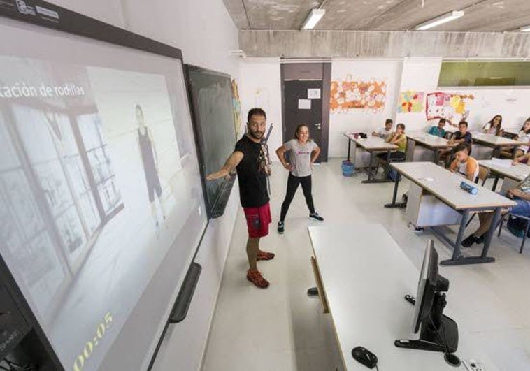 Educación dará 4,4 millones a centros concertados para pizarras digitales