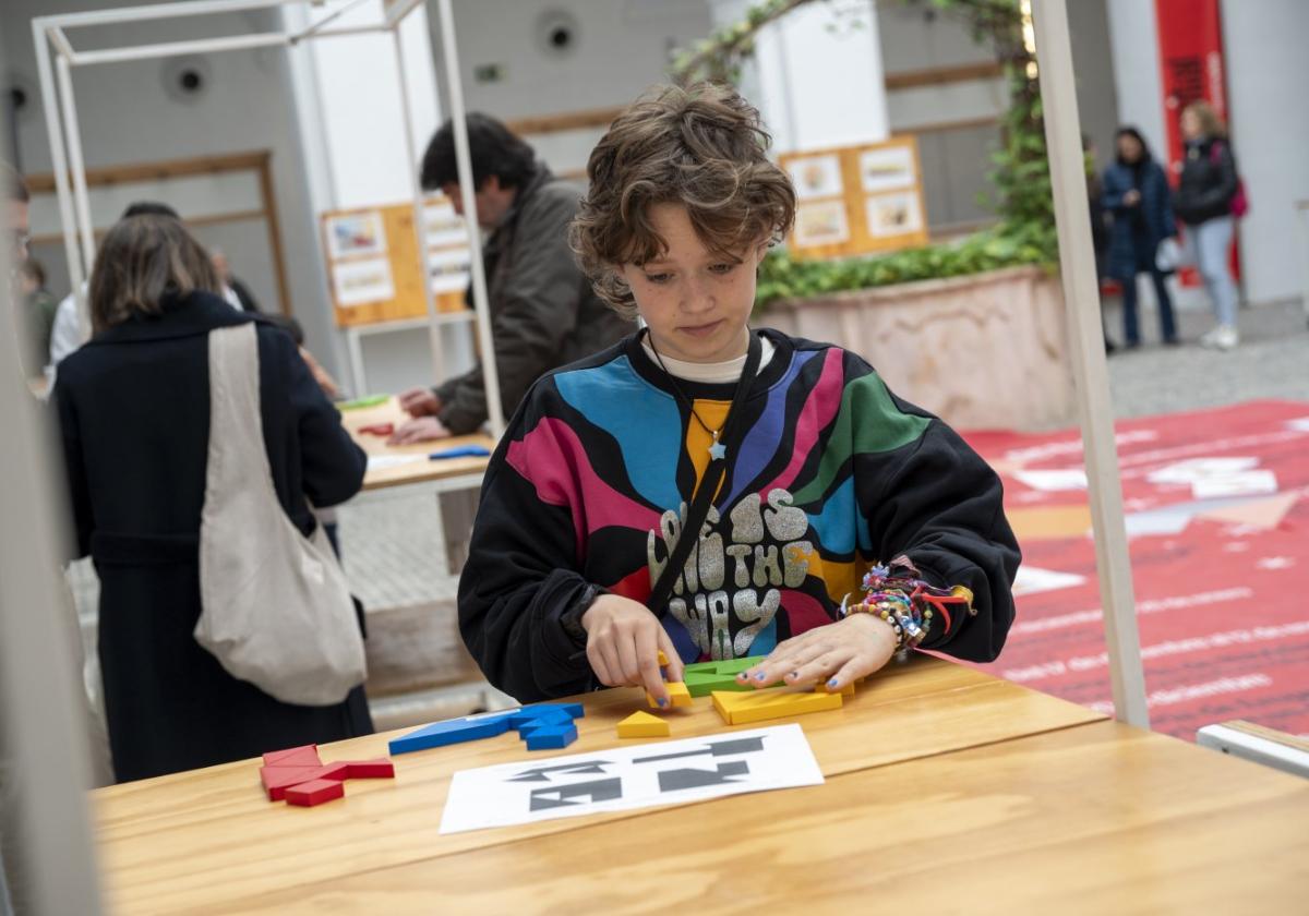 Uno de los participantes en el concurso de matemáticas.