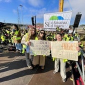 Manifestación en defensa de la continuidad de la central nuclear de Almaraz.