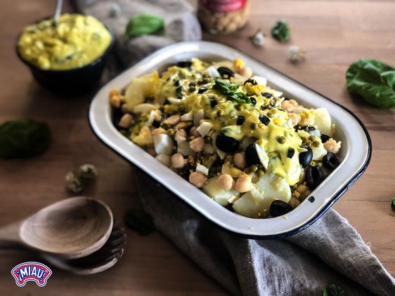 Ensaladilla con legumbres