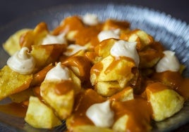 Bravas a la extremeña para chuparse los dedos