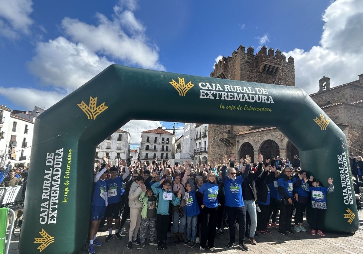 Momento de la salida de la VII Marcha por la Investigación de la Asociación Española Contra el Cáncer.