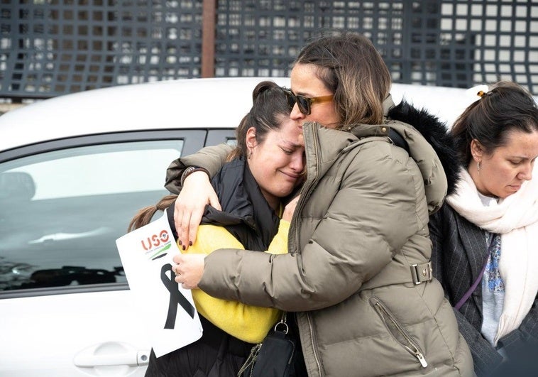 El Defensor del Pueblo se reúne con los educadores sociales tras el asesinato de Belén en Badajoz