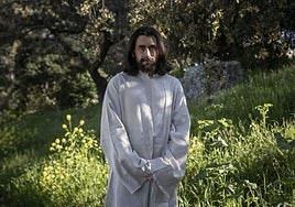 El actor cacereño Pablo Mejías, la pasada semana en el Paseo Alto de Cácerees.