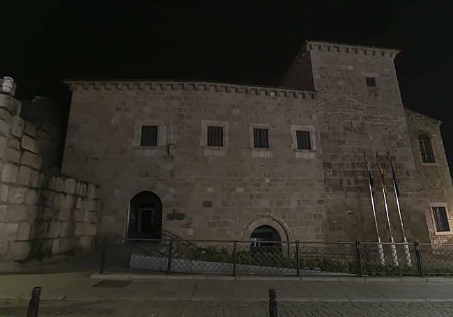 Presidencia de la Junta, a oscuras este jueves.