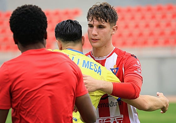 Javier Tapia al finalizar el encuentro de la pasada jornada.