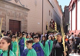 Las mejores imágenes de la procesión de la Borriquita en Plasencia