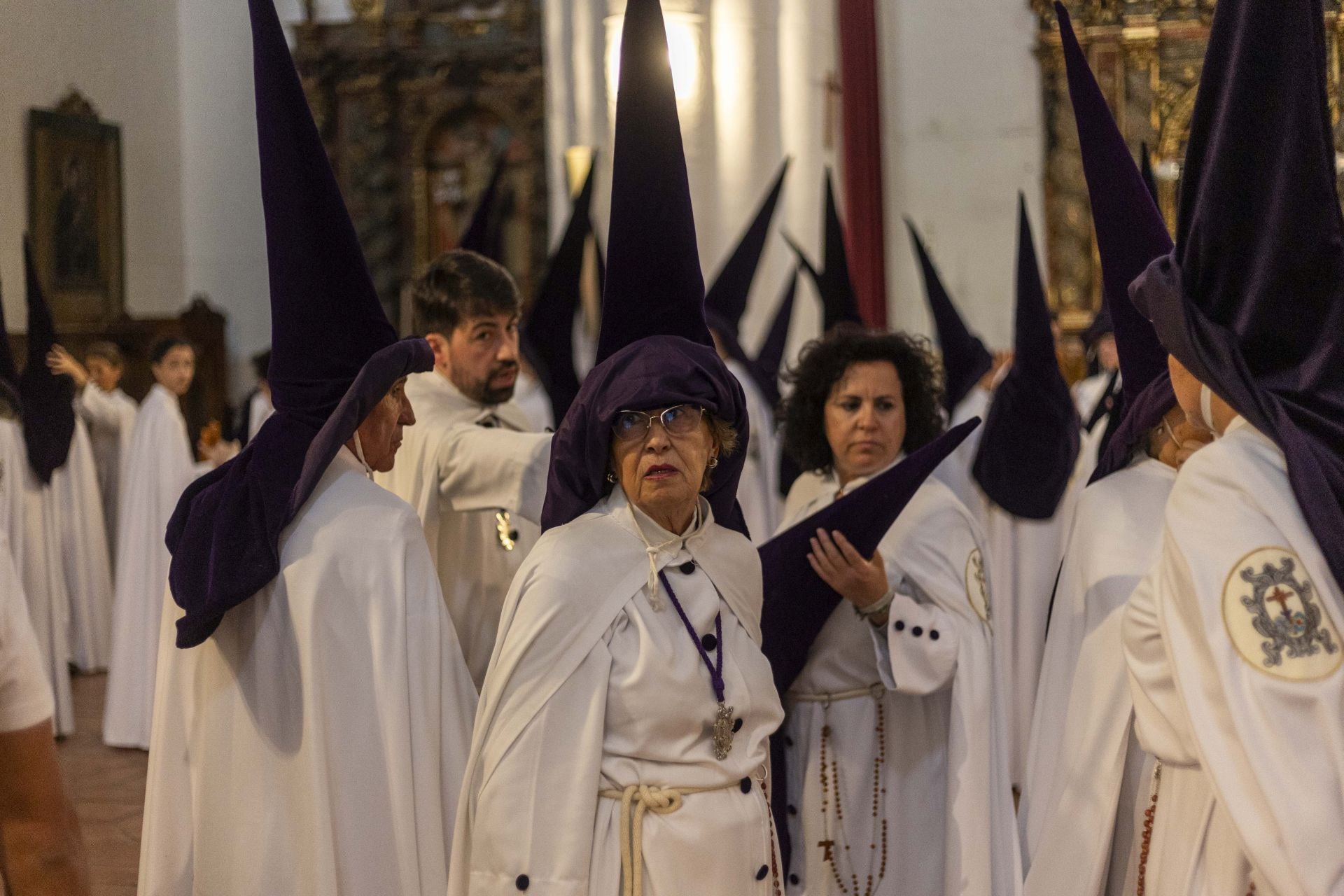 Las mejores imágenes del Lunes Santo en Cáceres