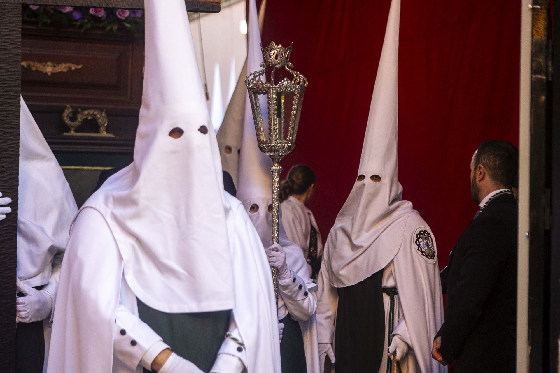 Martes Santo en Cáceres, en imágenes