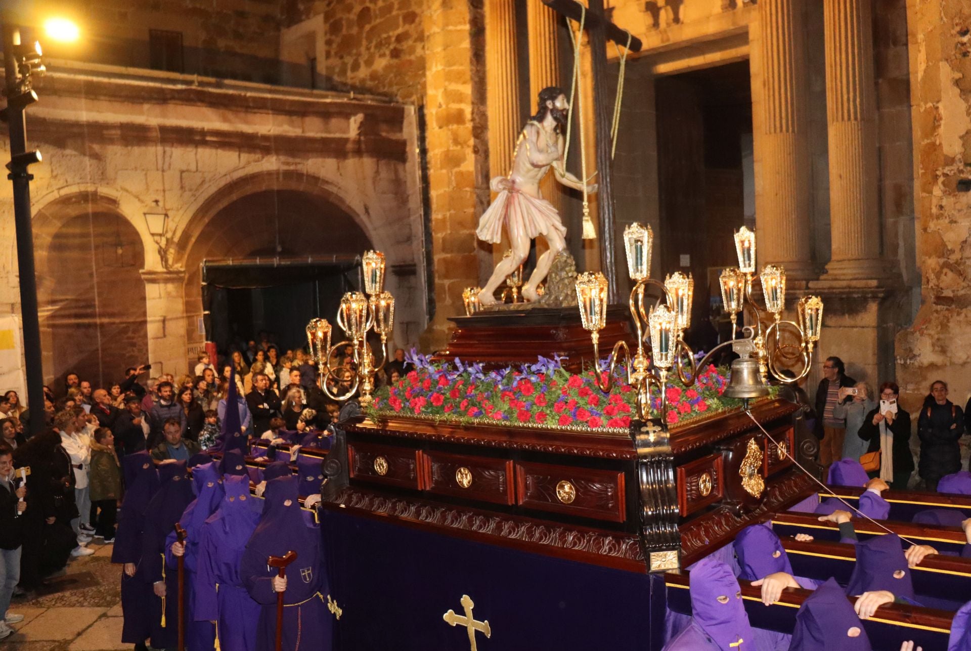 Jueves Santo de Plasencia, en imágenes