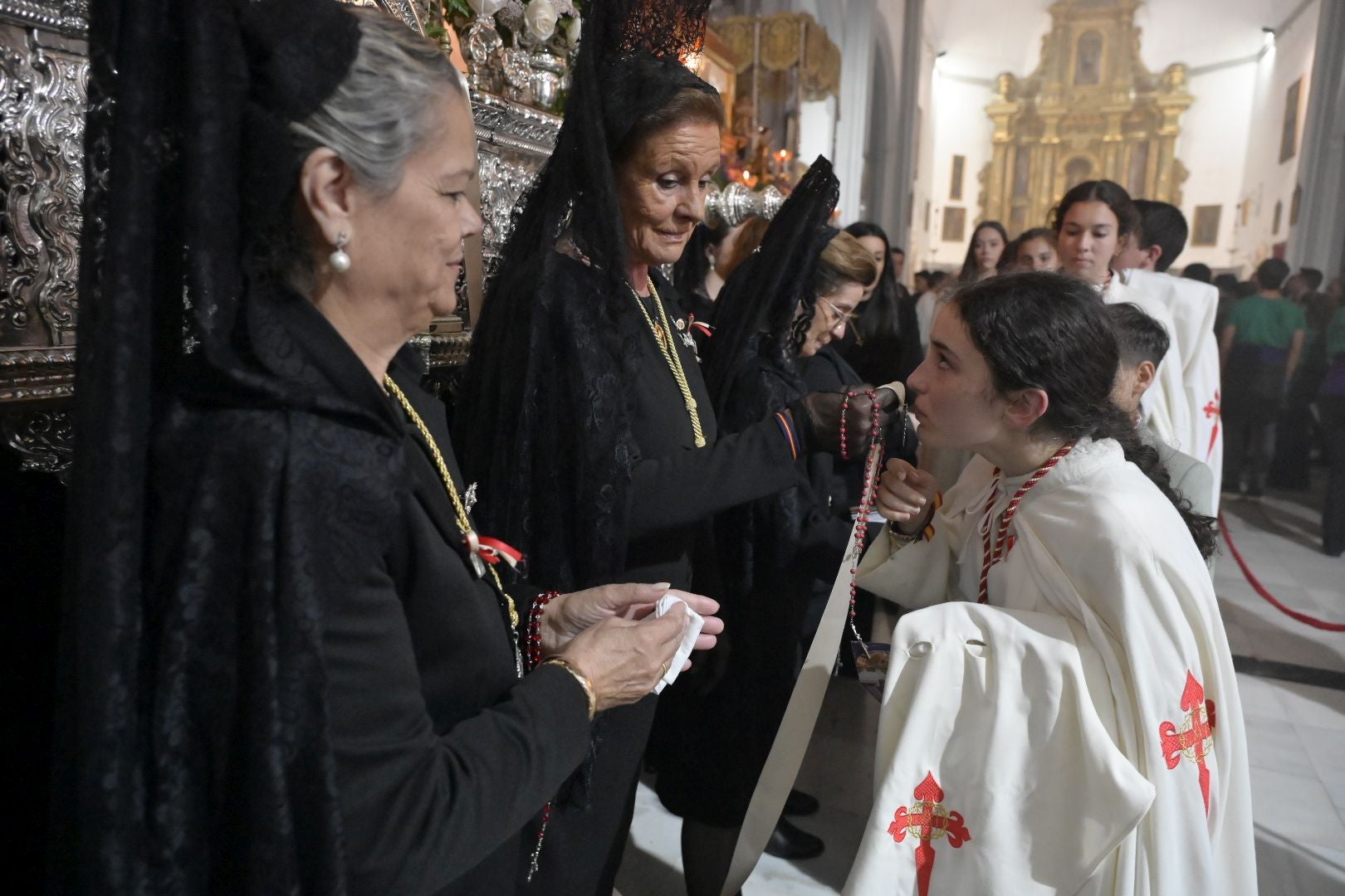 La suspensión del Santo Entierro de Badajoz, en imágenes