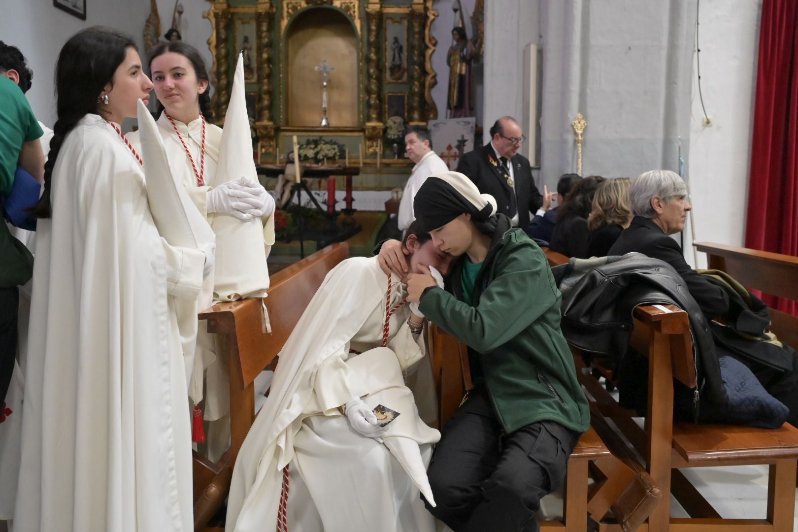 La suspensión del Santo Entierro de Badajoz, en imágenes