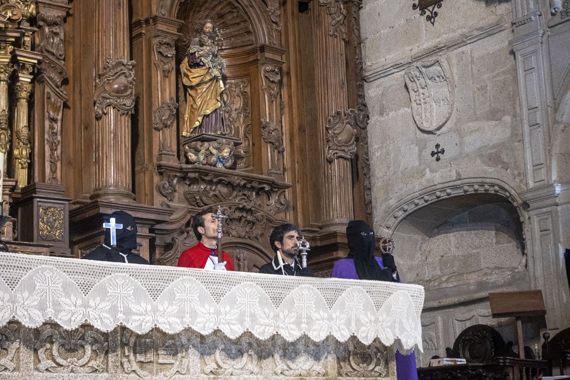 La suspensión del Santo Entierro de Cáceres, en imágenes