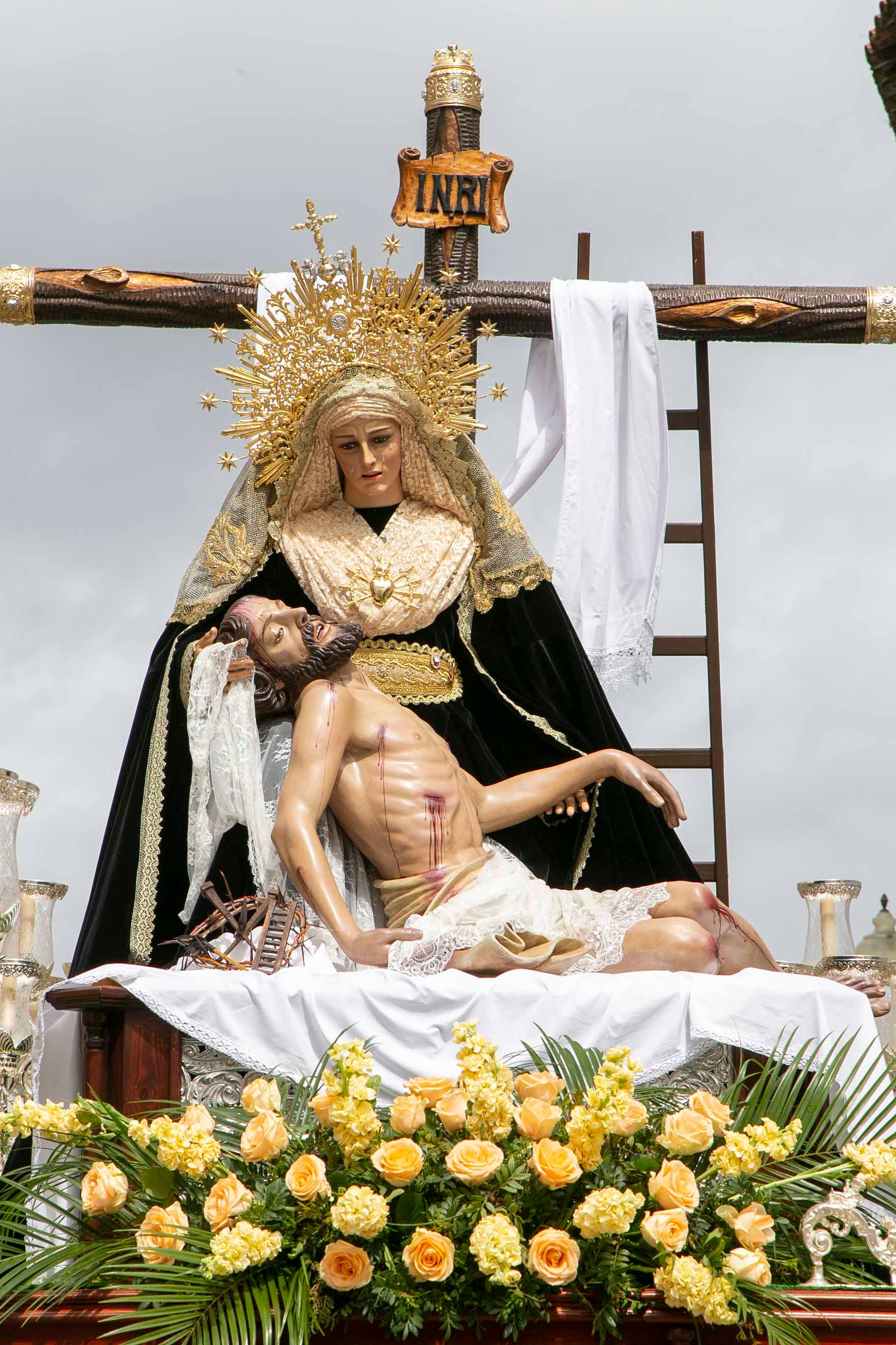Viernes Santo de Mérida, en imágenes