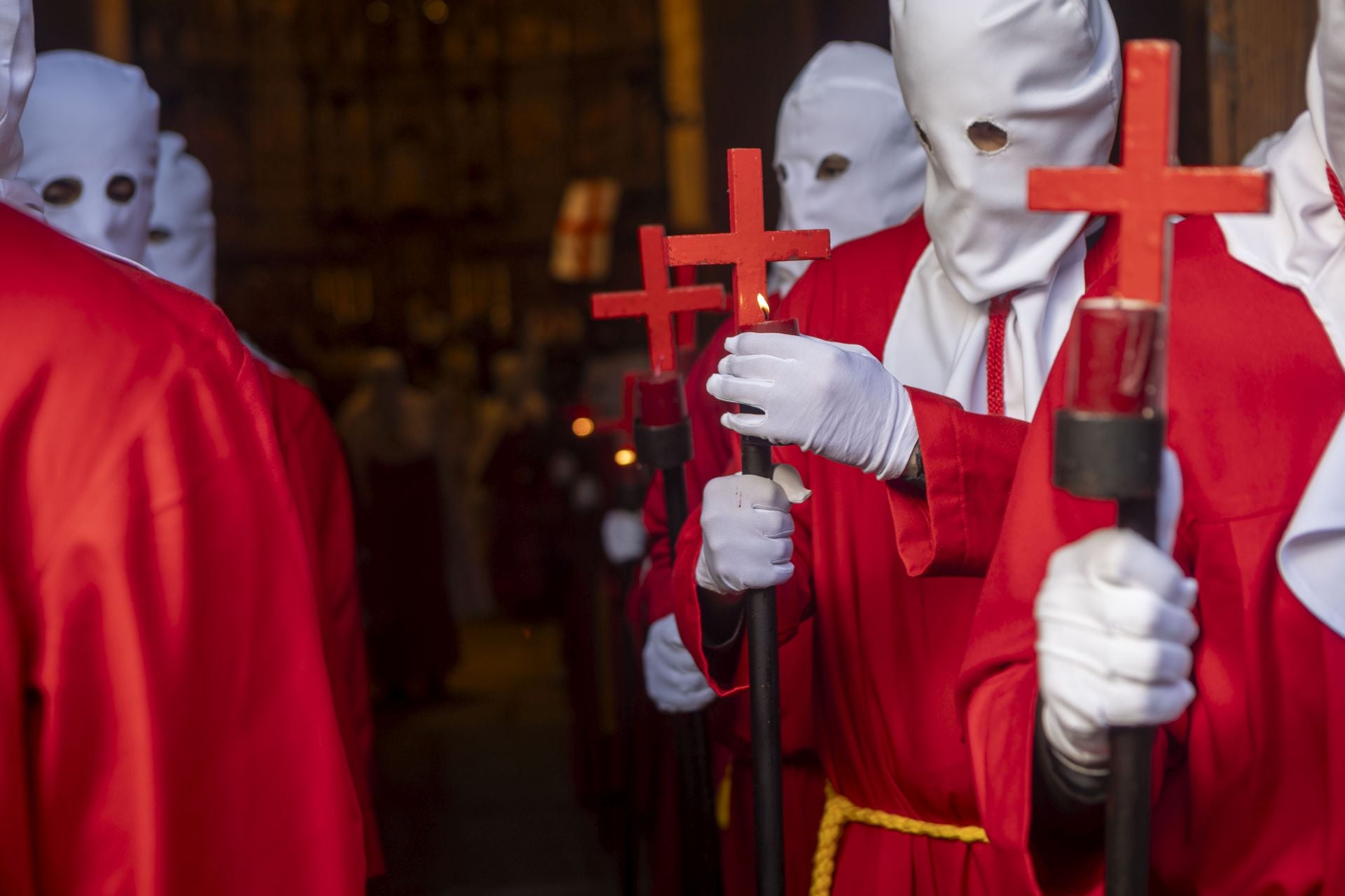 La procesión de la Cofradía de Batallas en Cáceres, en imágenes
