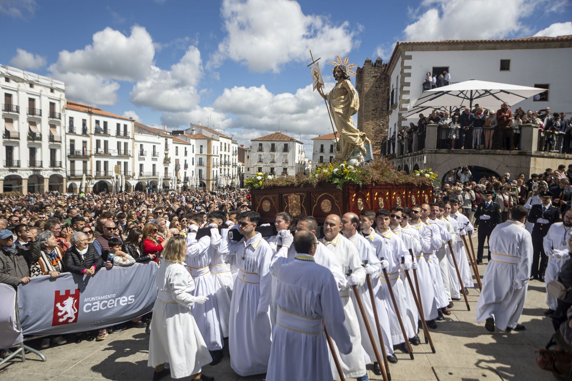 Fotos | Así ha puesto Cáceres el broche final a la Semana Santa