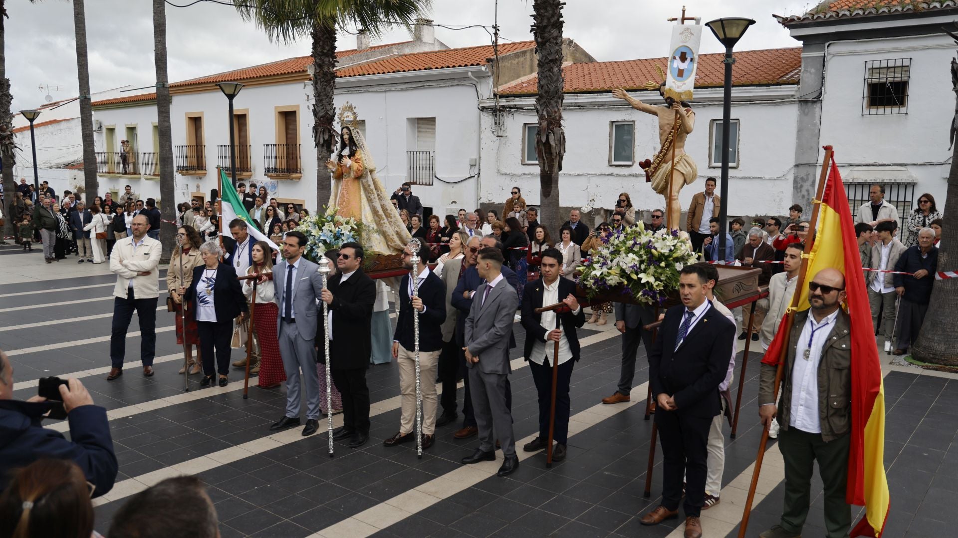 Procesión del Domingo de Resurrección celebrada en Valverde de Leganés.