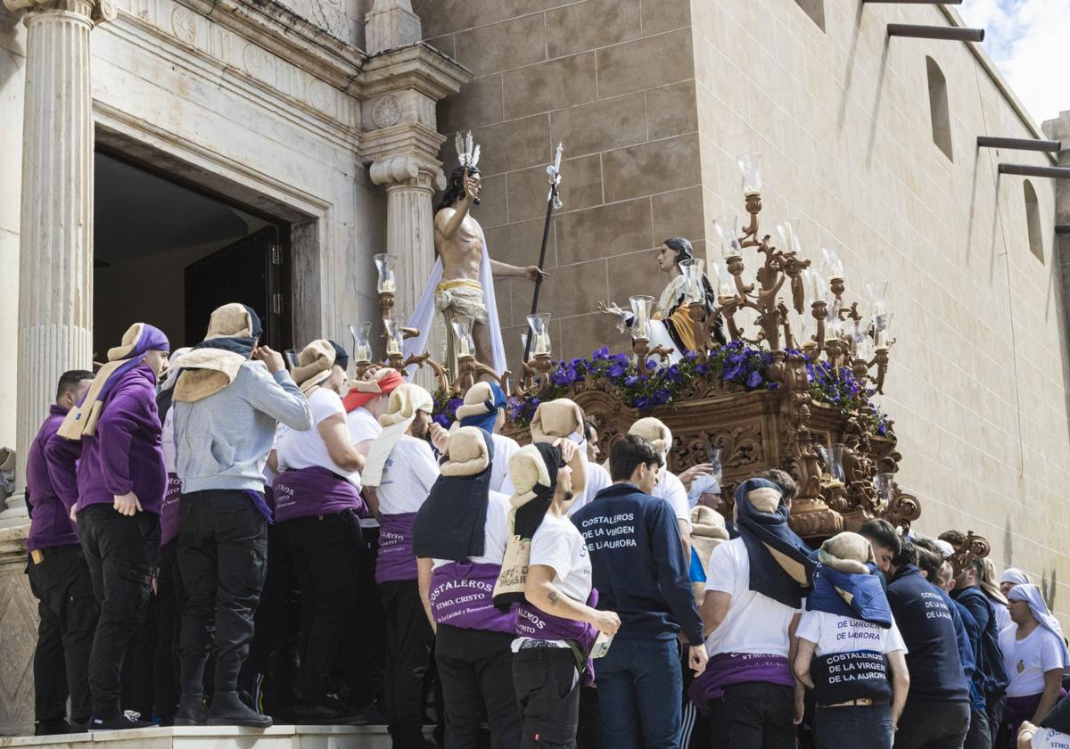 Fotos | Así ha sido la procesión de la Hermandad del Resucitado