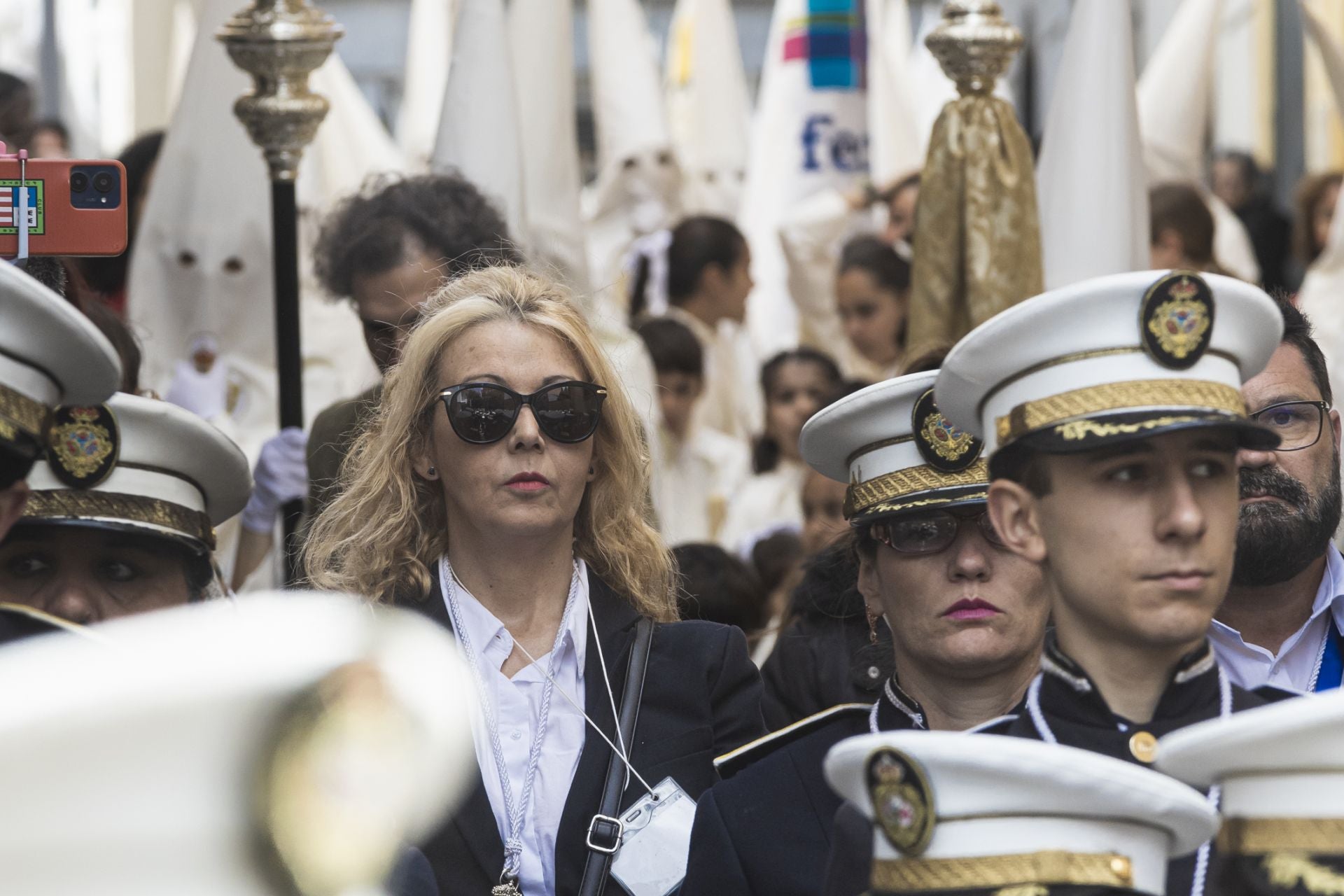 Fotos | Así ha sido la procesión de la Hermandad del Resucitado