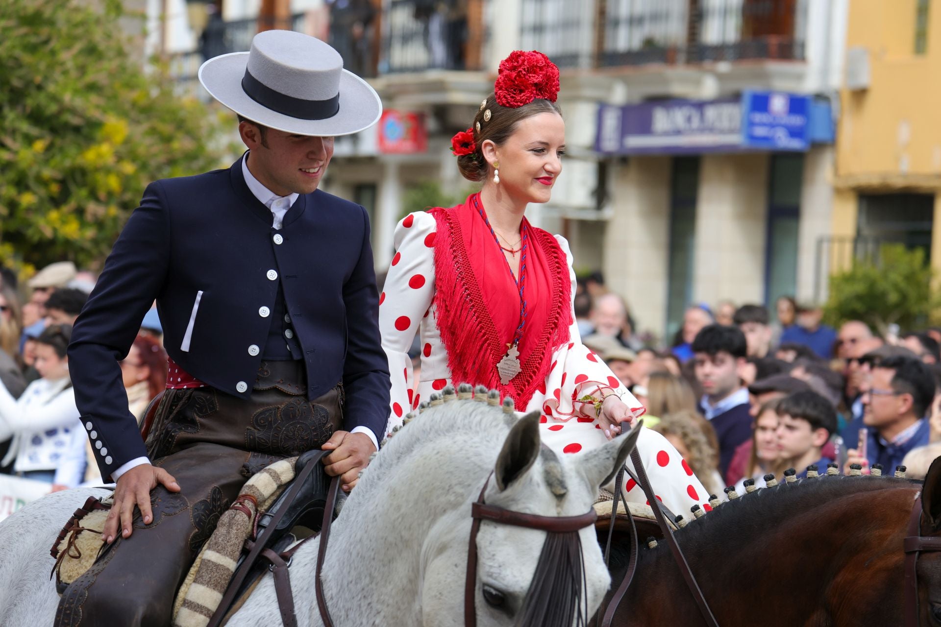 Fotos: Desfile de carrozas de la romería de Piedraescrita de Campanario